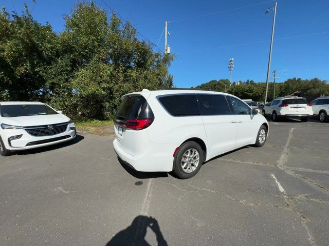 2022 Chrysler Pacifica Touring-L