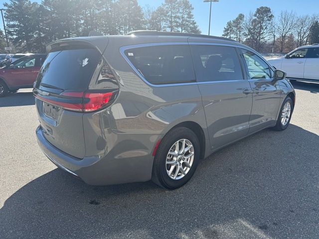 2022 Chrysler Pacifica Touring-L