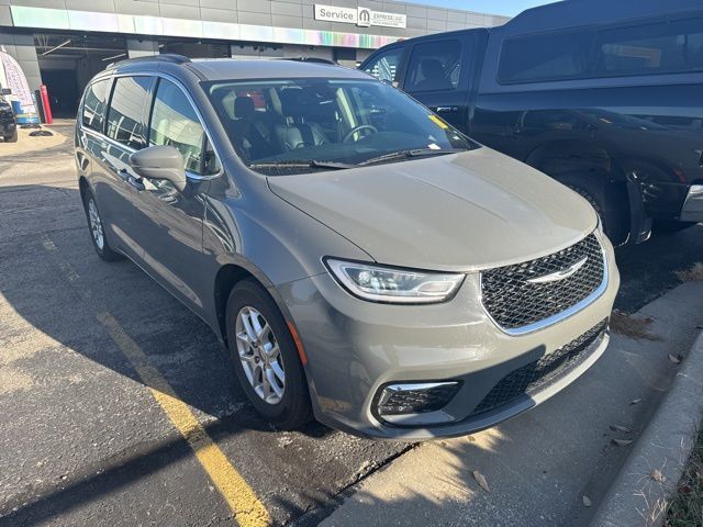 2022 Chrysler Pacifica Touring-L