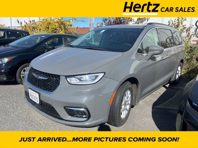 2022 Chrysler Pacifica Touring-L