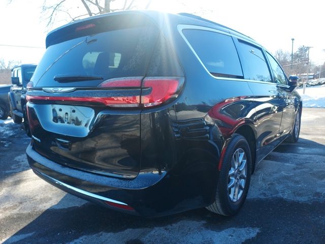 2022 Chrysler Pacifica Touring-L