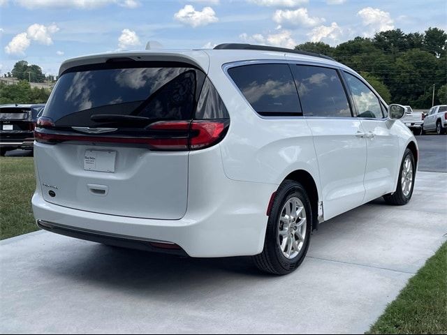 2022 Chrysler Pacifica Touring-L