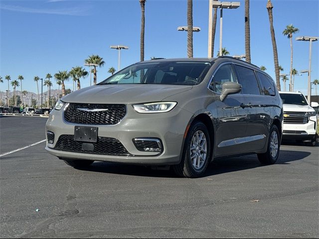 2022 Chrysler Pacifica Touring-L