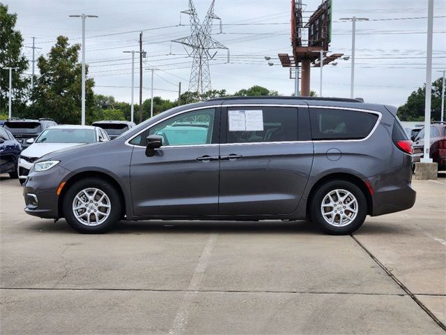 2022 Chrysler Pacifica Touring-L