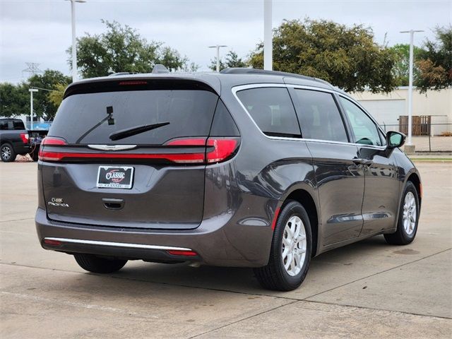 2022 Chrysler Pacifica Touring-L