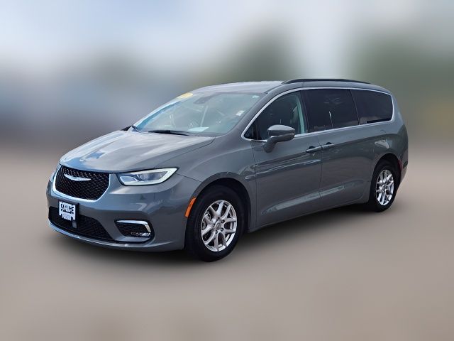 2022 Chrysler Pacifica Touring-L