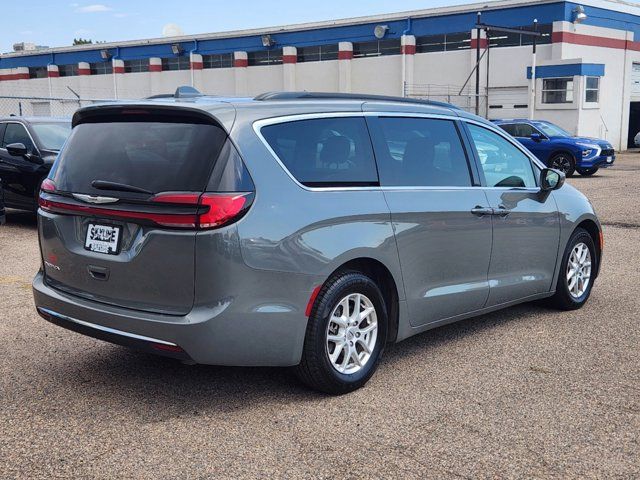 2022 Chrysler Pacifica Touring-L