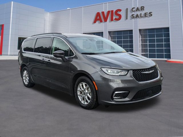 2022 Chrysler Pacifica Touring-L