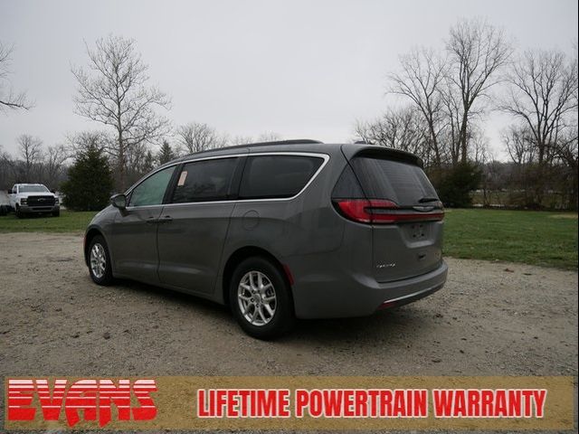 2022 Chrysler Pacifica Touring-L