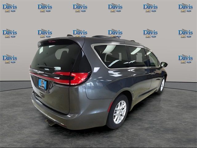 2022 Chrysler Pacifica Touring-L