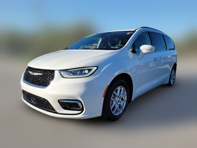 2022 Chrysler Pacifica Touring-L