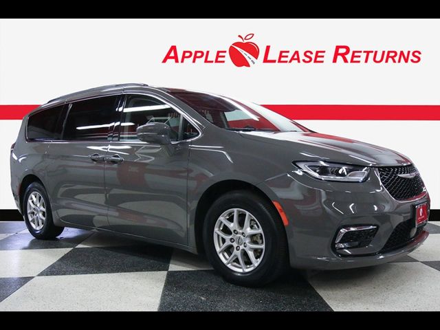 2022 Chrysler Pacifica Touring-L