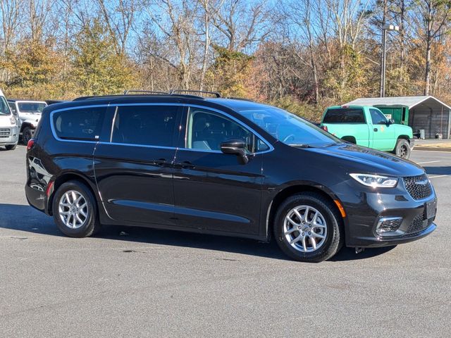 2022 Chrysler Pacifica Touring-L