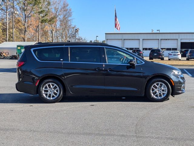 2022 Chrysler Pacifica Touring-L