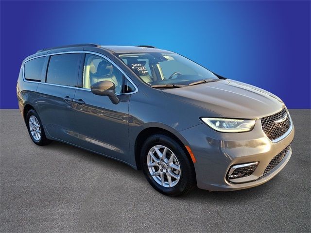 2022 Chrysler Pacifica Touring-L