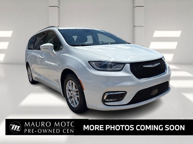 2022 Chrysler Pacifica Touring-L