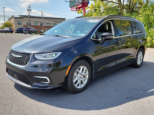 2022 Chrysler Pacifica Touring-L