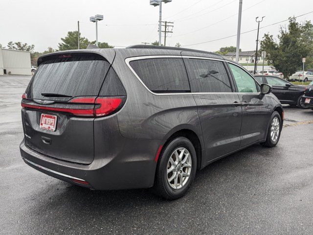 2022 Chrysler Pacifica Touring-L