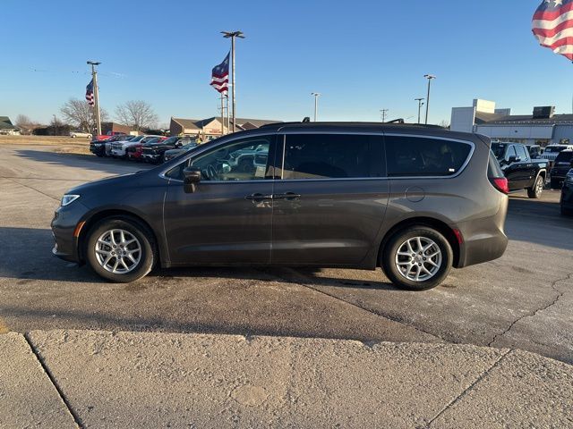 2022 Chrysler Pacifica Touring-L