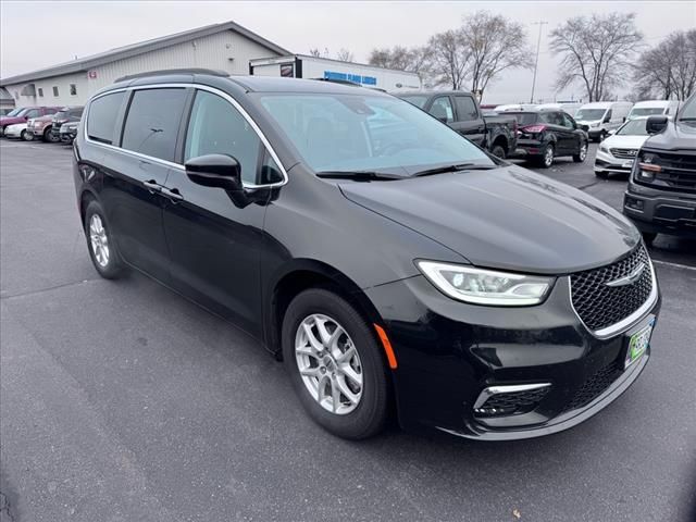 2022 Chrysler Pacifica Touring-L