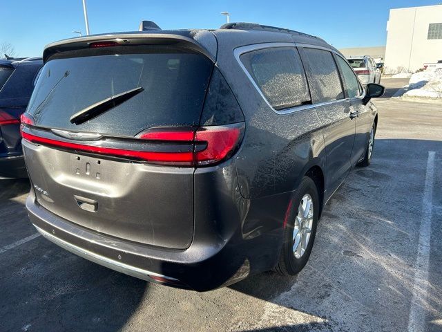 2022 Chrysler Pacifica Touring-L