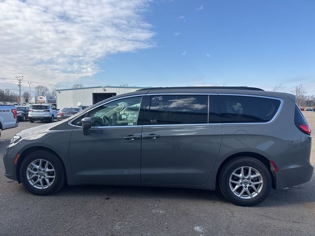 2022 Chrysler Pacifica Touring-L