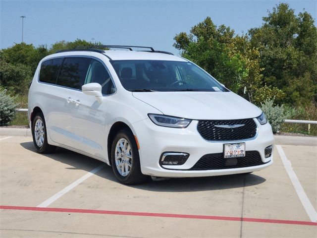 2022 Chrysler Pacifica Touring-L