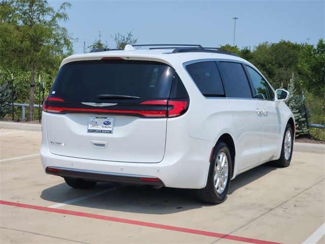 2022 Chrysler Pacifica Touring-L