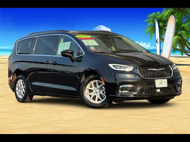 2022 Chrysler Pacifica Touring-L