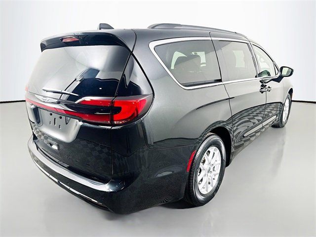 2022 Chrysler Pacifica Touring-L