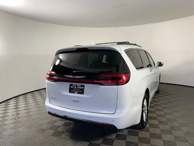 2022 Chrysler Pacifica Touring-L