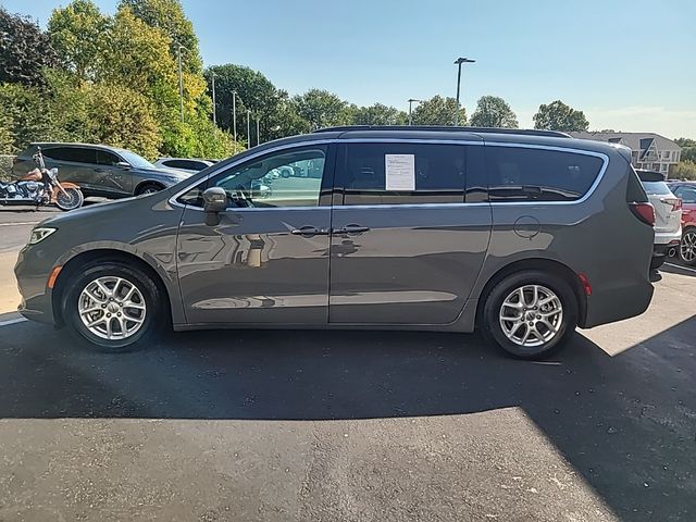 2022 Chrysler Pacifica Touring-L