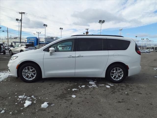 2022 Chrysler Pacifica Touring-L