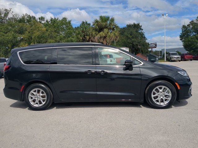 2022 Chrysler Pacifica Touring-L