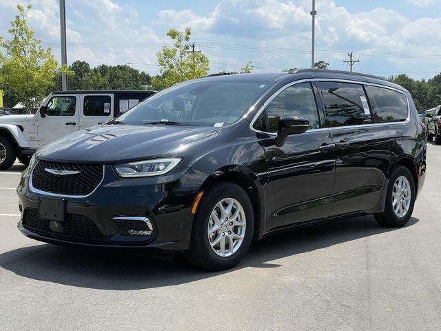 2022 Chrysler Pacifica Touring-L