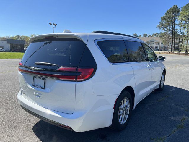 2022 Chrysler Pacifica Touring-L