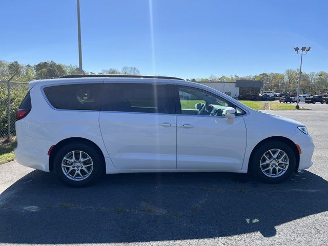 2022 Chrysler Pacifica Touring-L