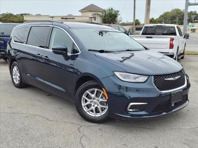 2022 Chrysler Pacifica Touring-L