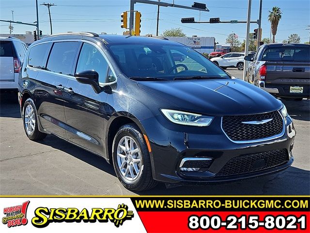 2022 Chrysler Pacifica Touring-L