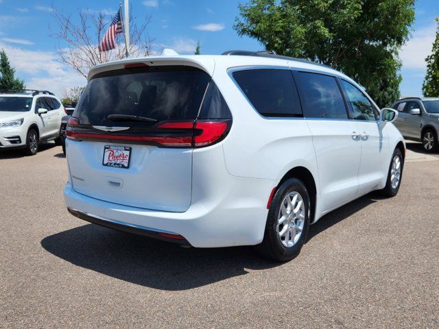 2022 Chrysler Pacifica Touring-L