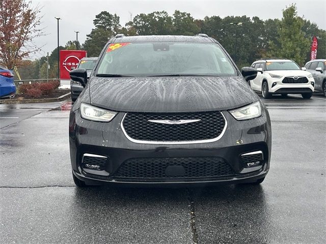 2022 Chrysler Pacifica Touring-L