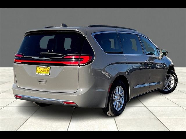 2022 Chrysler Pacifica Touring-L