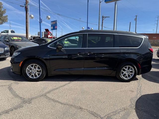 2022 Chrysler Pacifica Touring-L