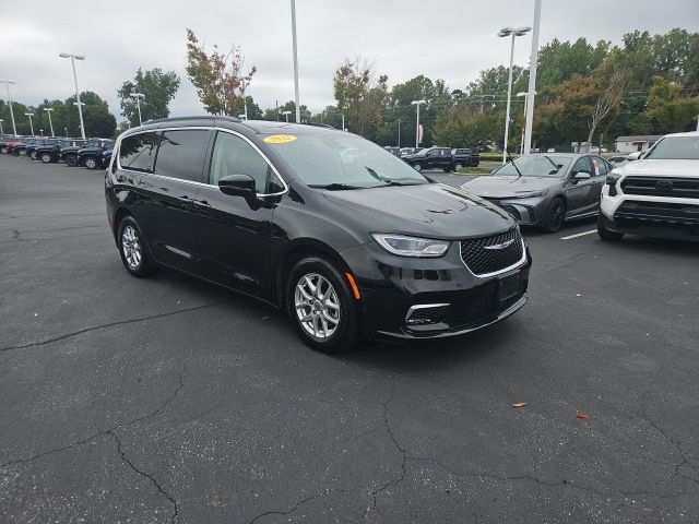 2022 Chrysler Pacifica Touring-L