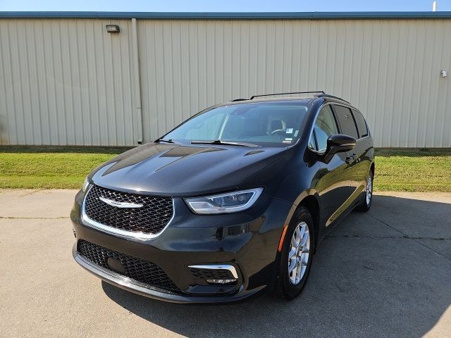 2022 Chrysler Pacifica Touring-L