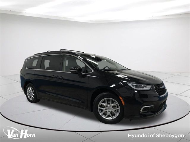 2022 Chrysler Pacifica Touring-L