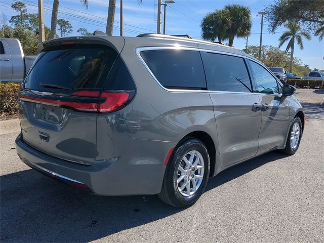 2022 Chrysler Pacifica Touring-L