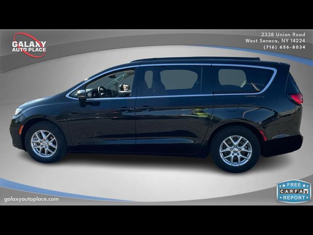 2022 Chrysler Pacifica Touring-L