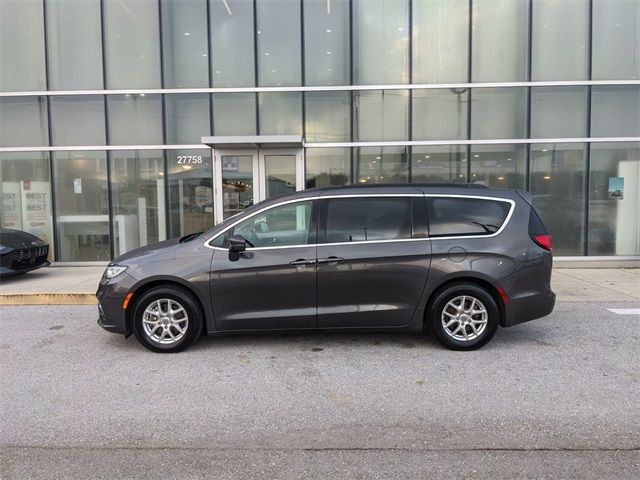 2022 Chrysler Pacifica Touring-L