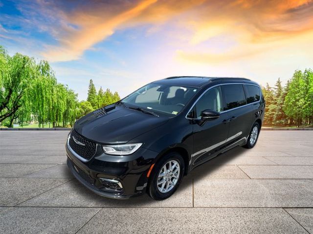 2022 Chrysler Pacifica Touring-L